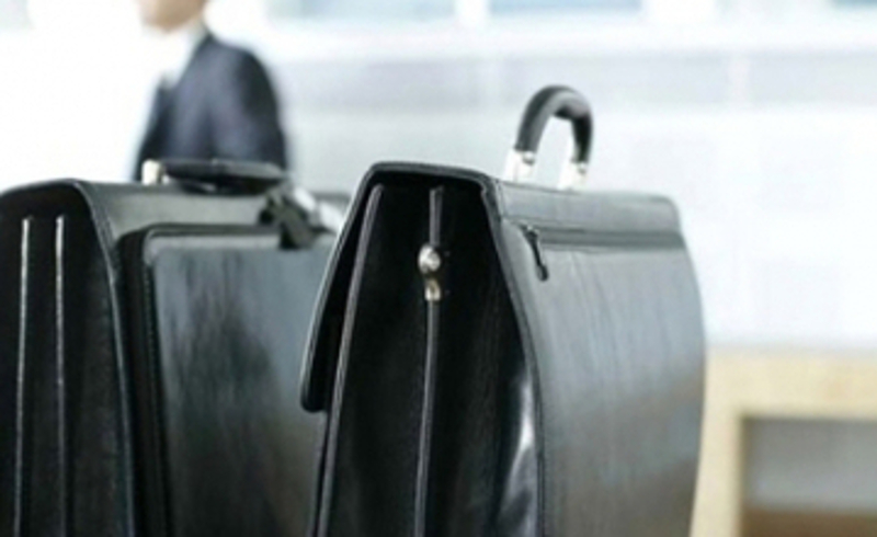 Atyraýda Qurmanǵazy aýdanynyń ákimi qyzmetten ketýge ótinish berdi