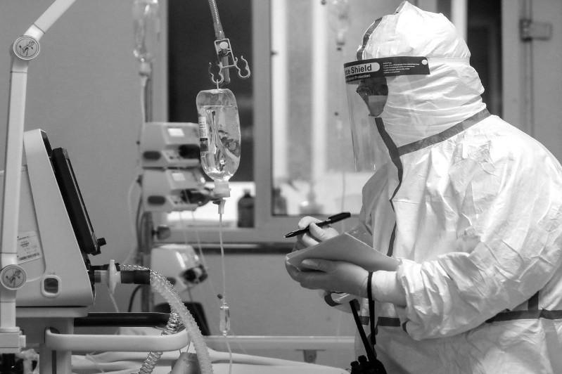 Qazaqstanda koronavırýstan bir aptada 37 adam qaıtys bolǵan