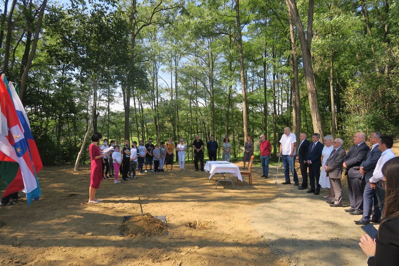 1945 jylǵy sáýirde Horvatııanyń soltústigindegi Medjımýr jýpanııa aýdanynda Qyzyl Armııanyń Vena strategııalyq shabýyldaý operasııasy aıasynda 3-shi Ýkraın frontynyń fashıstermen qııan-keski shaıqastary ótti.