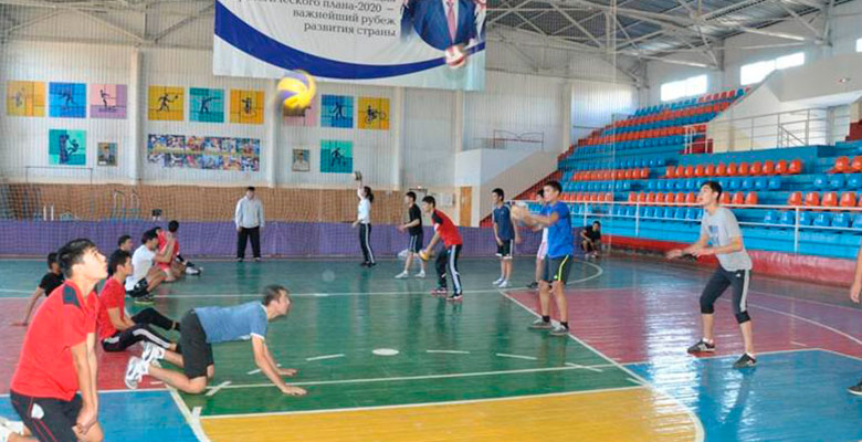 Eki myńǵa jýyq mektepte dene shynyqtyrý zaly joq