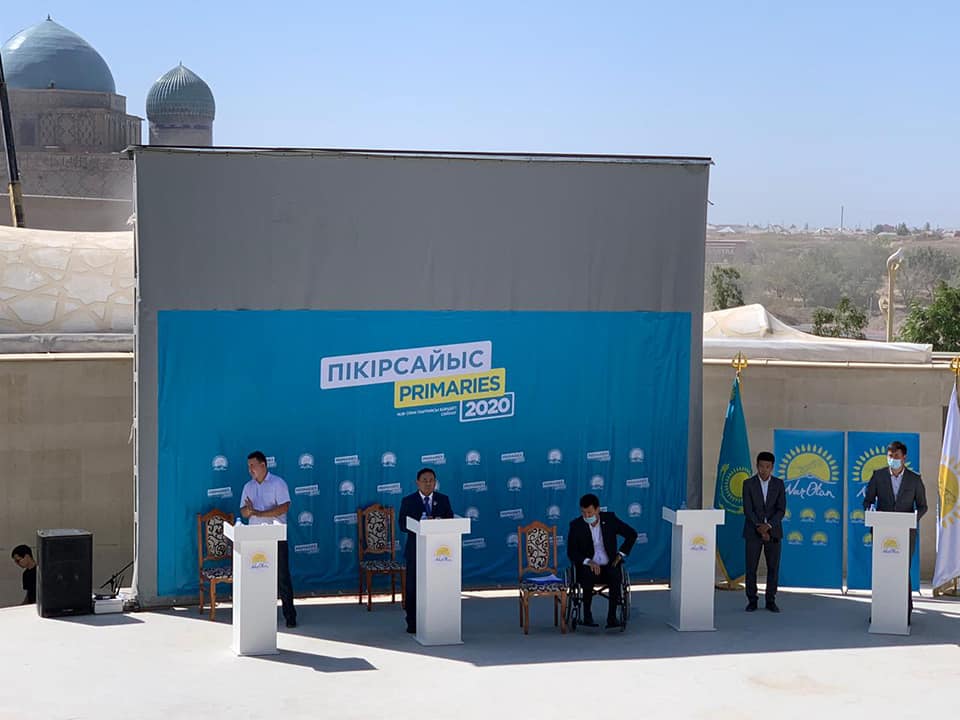 Túrkistandaǵy amfıteatr ashyq pikirsaıys alańyna aınaldy