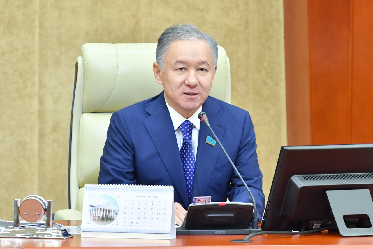 N.Nyǵmatýlın: Ánshiler konsertte fonogramma qoldanatynyn kórermenge habarlaýǵa mindetti