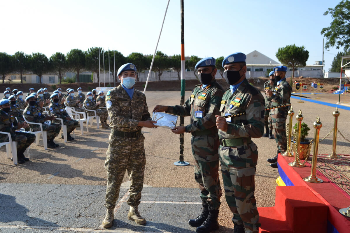 Lıvandaǵy qazaqstandyq bitimgerler marapattaldy