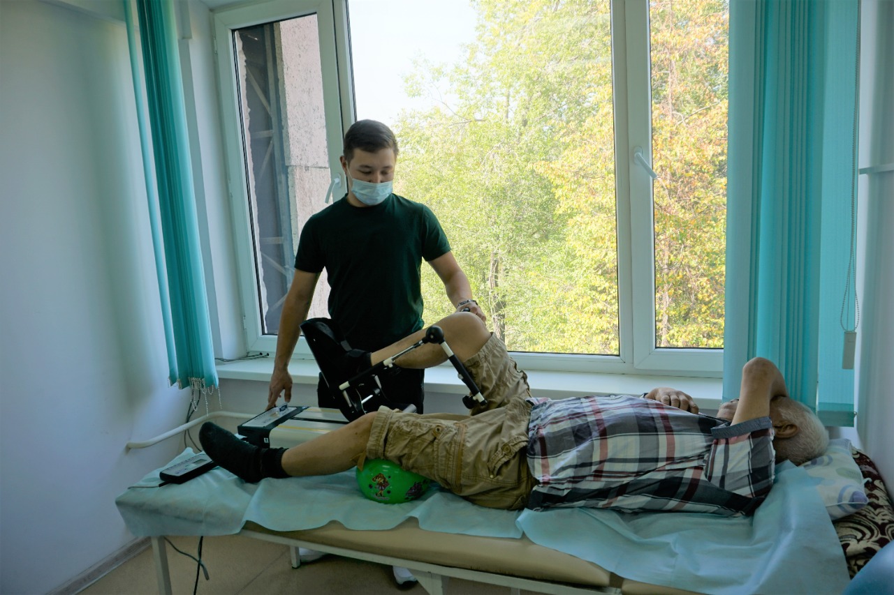 Almatyda COVID-19-tan keıin qaıda tegin ońalýǵa bolady?