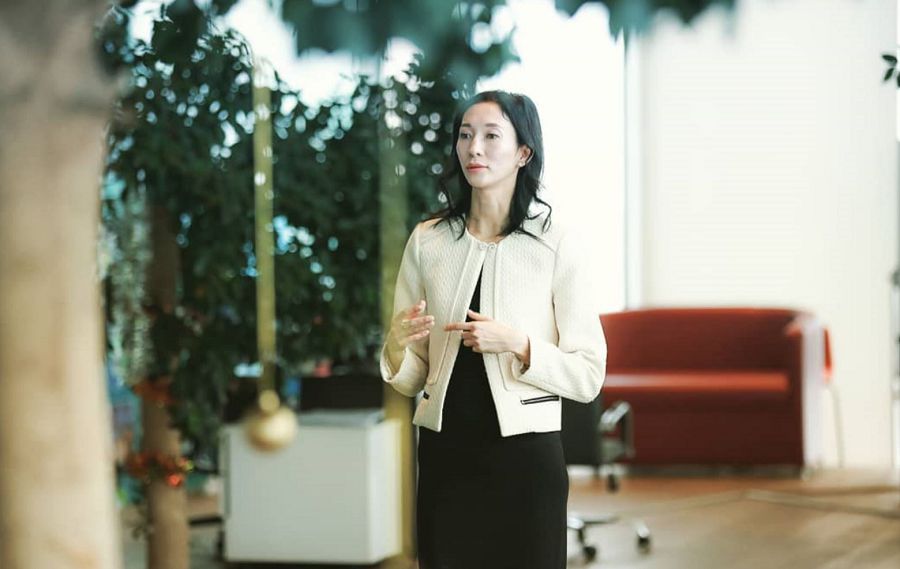 Áıgerim Berekesheva: Bıznesti damytýda bilimmen qatar tájirıbe mańyzdy