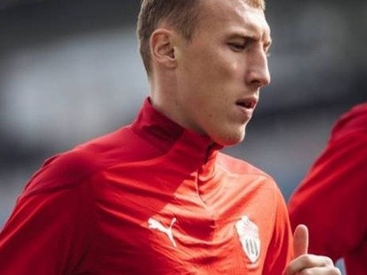 Qýat óner kórsetetin reseılik komandanyń bas bapkeri aýysty