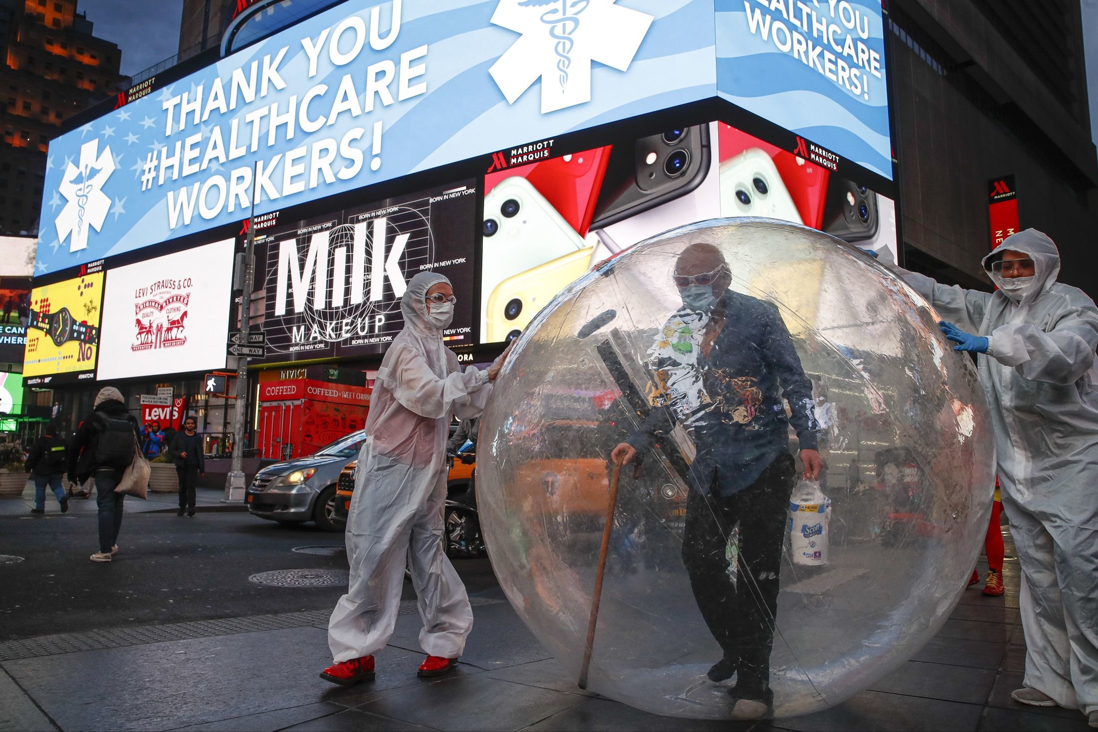 Batys jartyshardaǵy pandemııamen arpalystyń tolastaıtyn túri kórinbeıdi