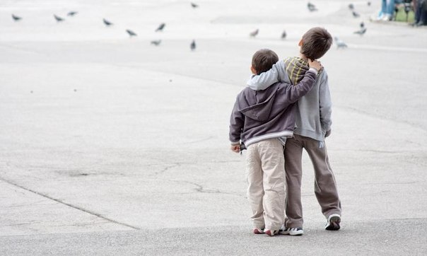 Dostyqtyń dárgeıinde kim bar, kim joq?!.
