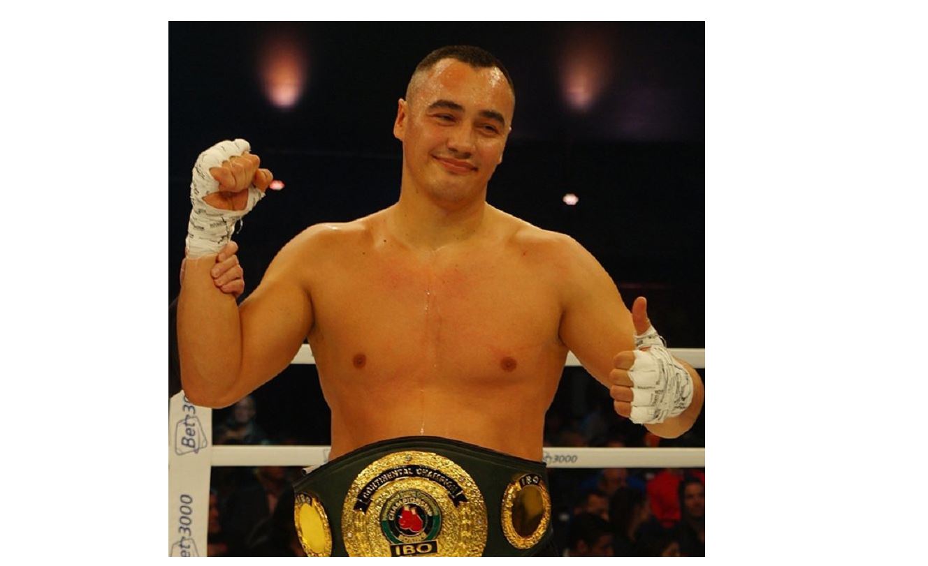 Kosobýskııdiń qarsylasy kim?