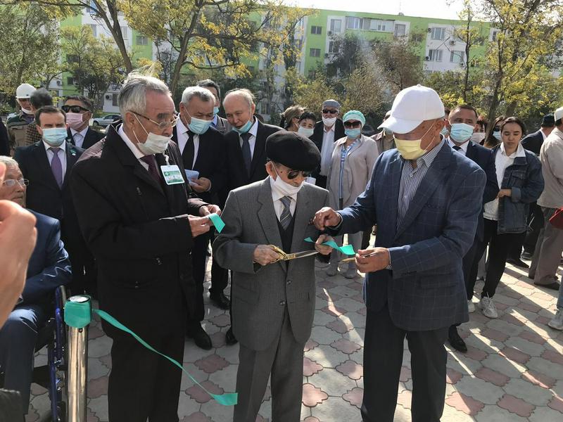 Aqtaýda geologtar alleıasy ashyldy