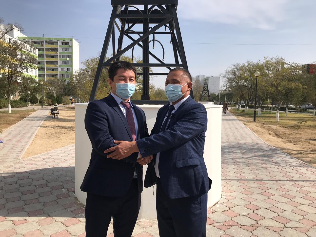 Qazaqstandaǵy qos Aqtaýdyń basshylary kezdesti