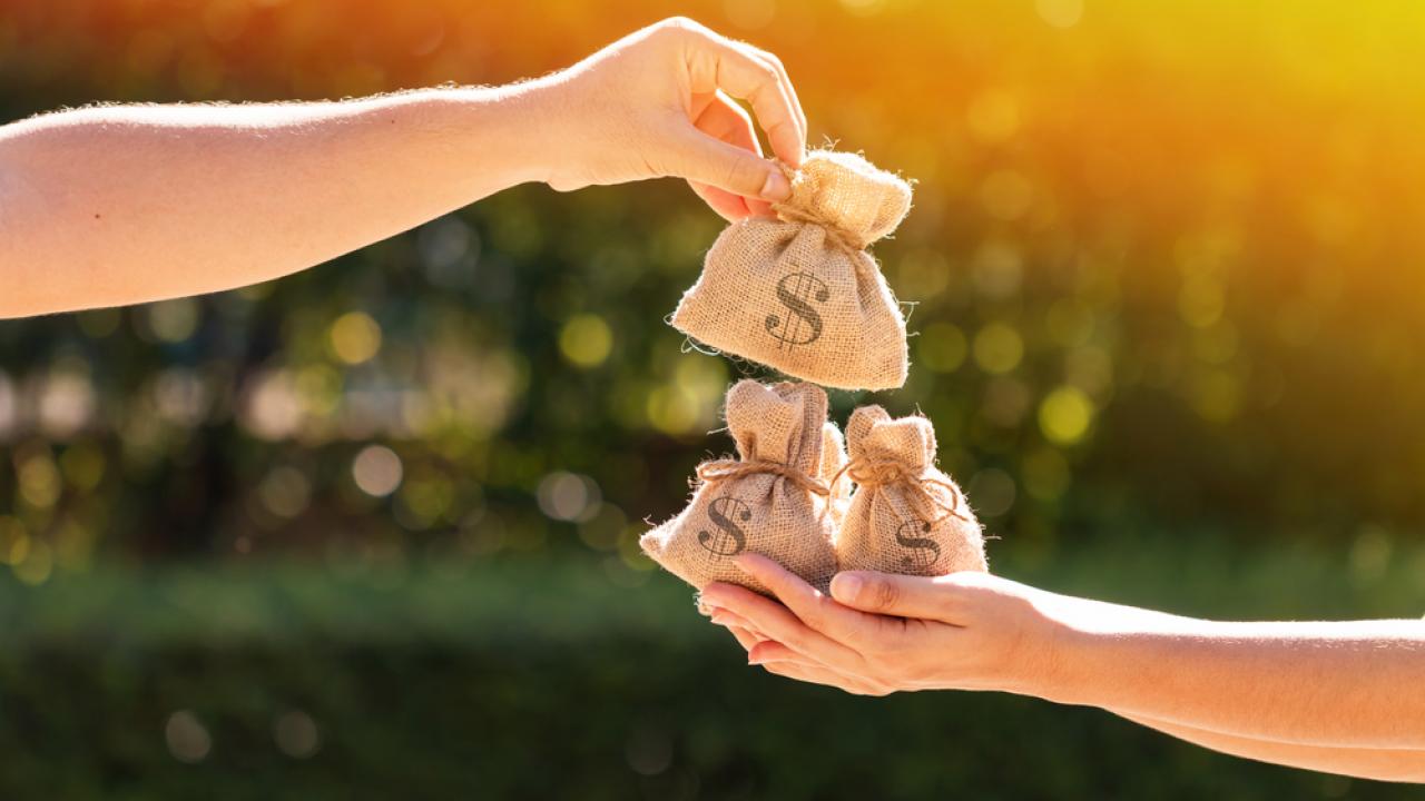 650 myńnan astam AÁK beriledi