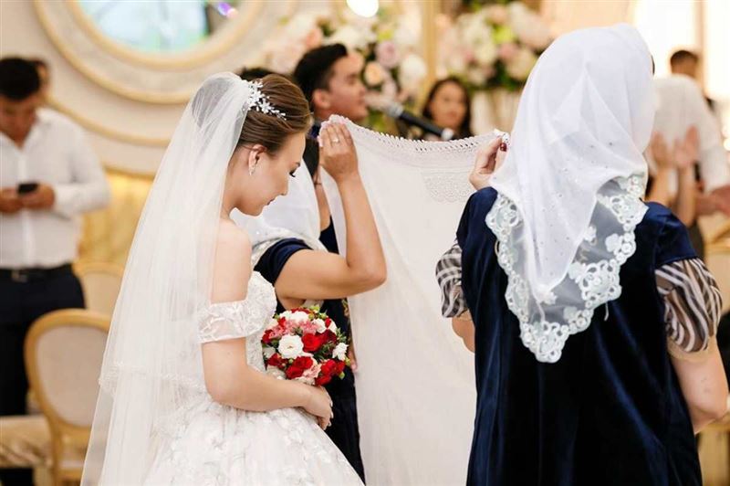 Toı toıǵa ulasyp jatyr?!.