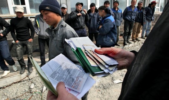 Mıgranttar máselesi ońtaıly sheshildi