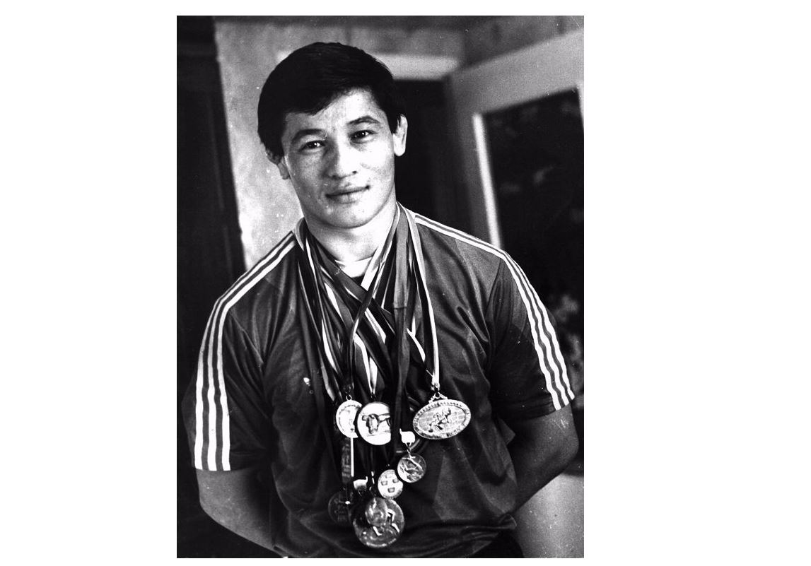 Seýlde atoı salǵan sańlaqtar