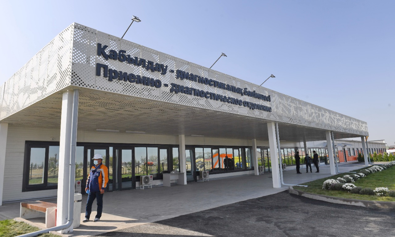 Almatyda 300 oryndy ınfeksııalyq gospıtal salyndy