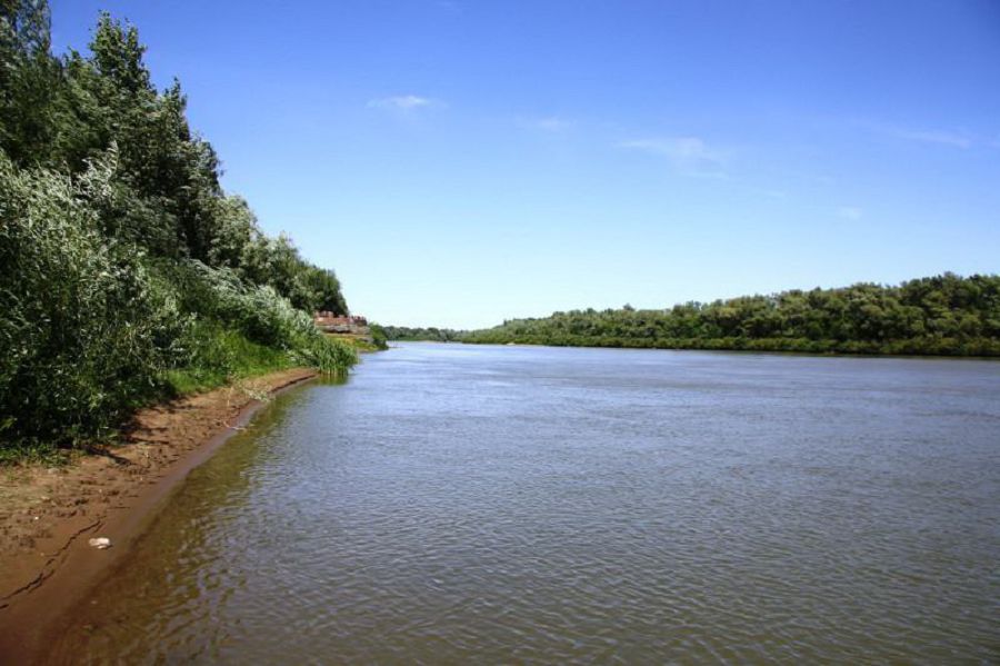 Jaıyq jylap aǵady...