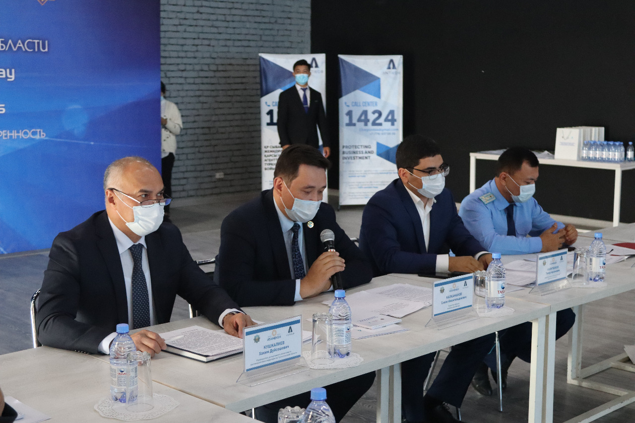 Túrkistanda "Bıznesti jáne ınvestısııany qorǵaý" forýmy ótti