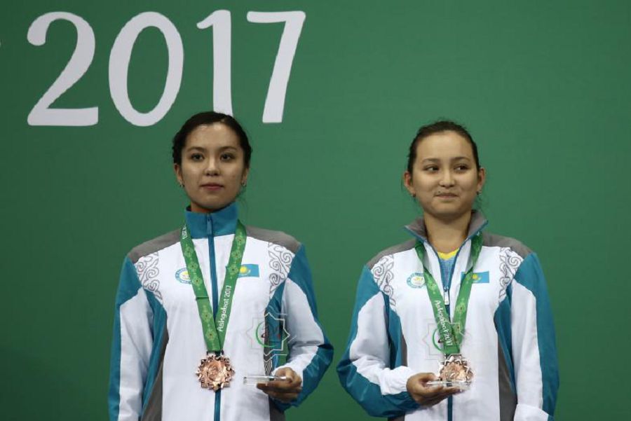 Shahmattyń qos shynary