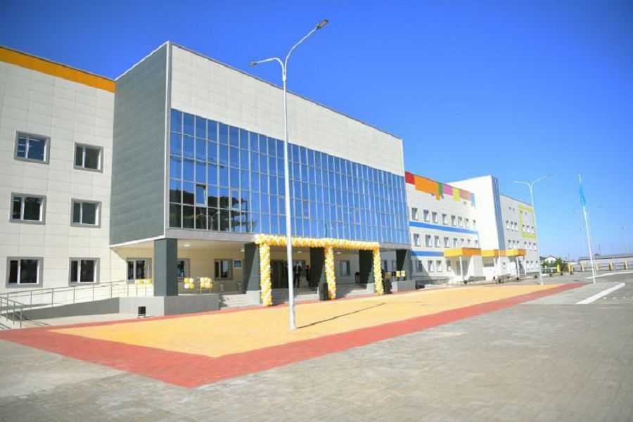 Basym baǵyt – bilimge