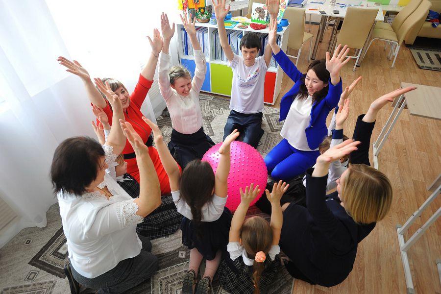 Inklıýzıvti bilim berýge kómektesedi