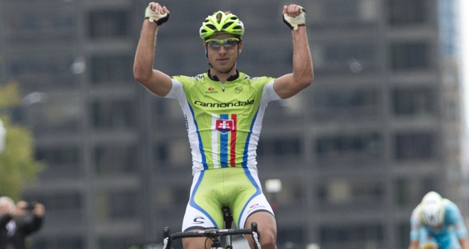 Úzdikter qatarynan shyǵyp qaldy