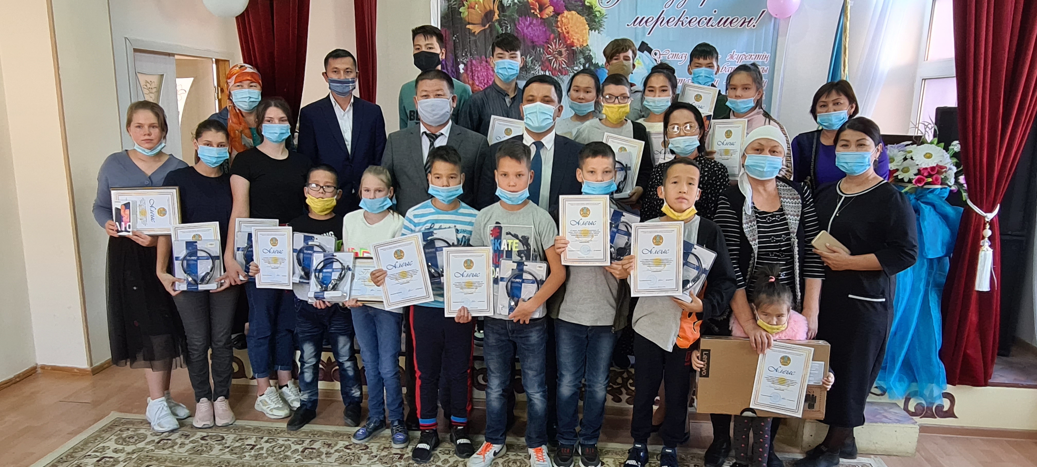 "Kaspıı ıtbalyǵyn birge saqtaıyq" sýretshiler baıqaýy márege jetti