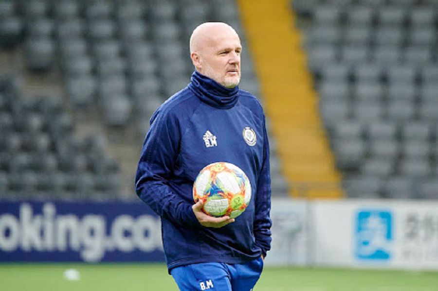 Mıhal Bılek: «Eki komanda da tek jeńis úshin oınaıdy»