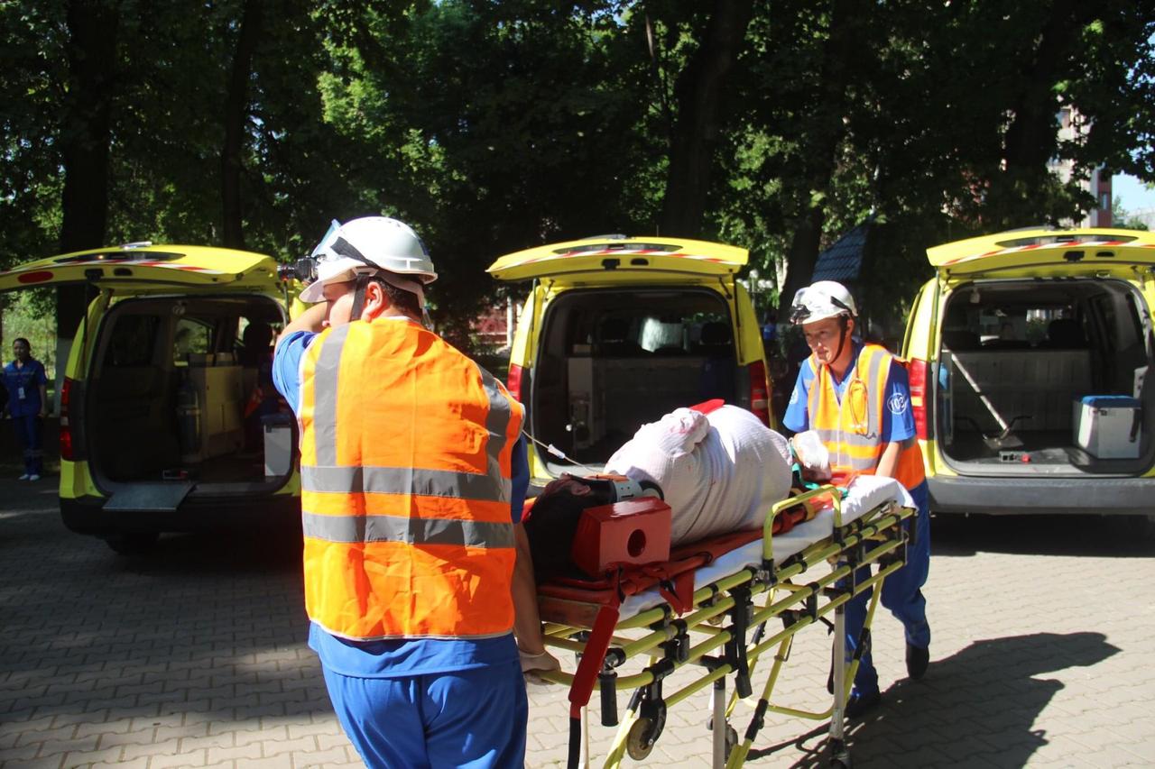 Shymkentte jedel járdem stansııasynyń mamandary jappaı attestasııadan ótýde