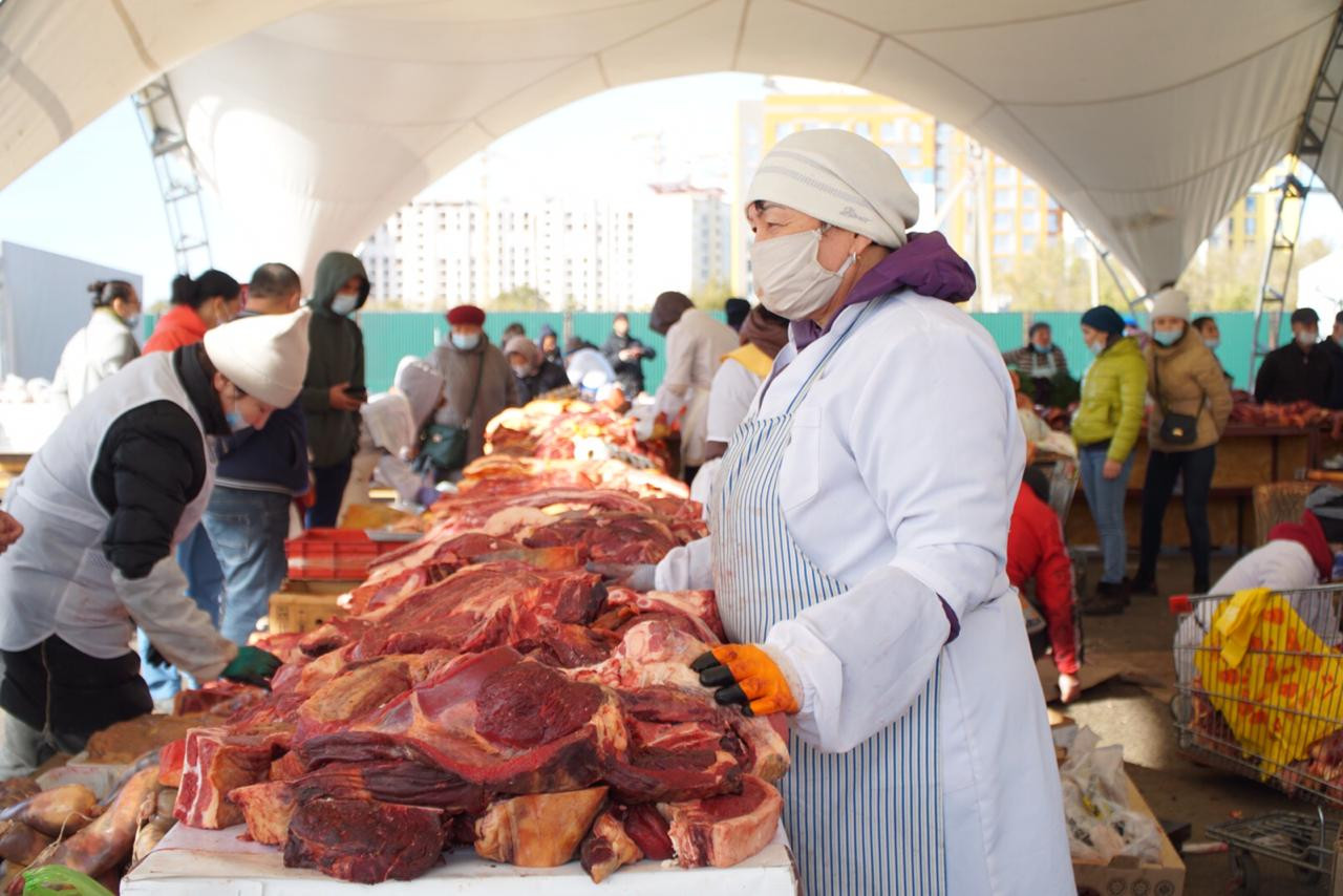 Elordada demalys kúnderi aýyl sharýashylyǵy jármeńkesi ótedi