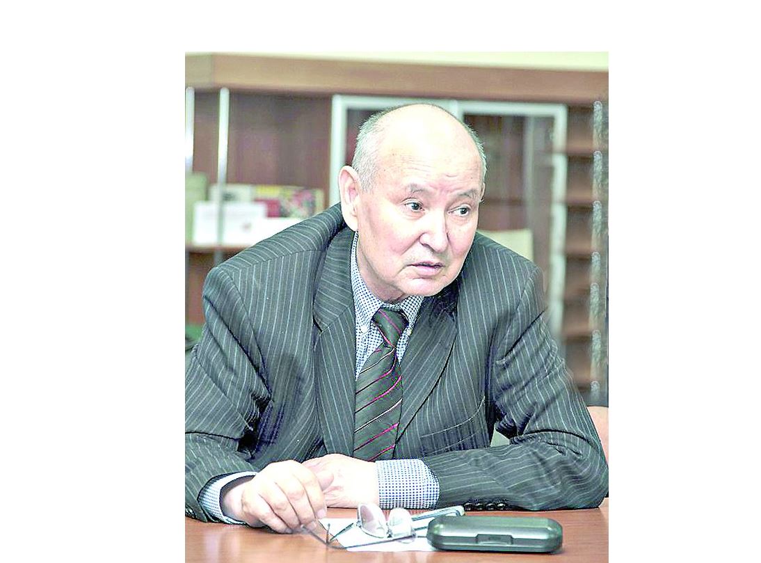 Sultanáli Balǵabaev: О́mirim qalamgerler men qandastar ortasynda ótip jatyr