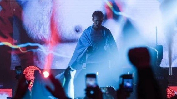 UFC 254: Shavkat Rahmonov qarsylasyn merziminen buryn jeńdi