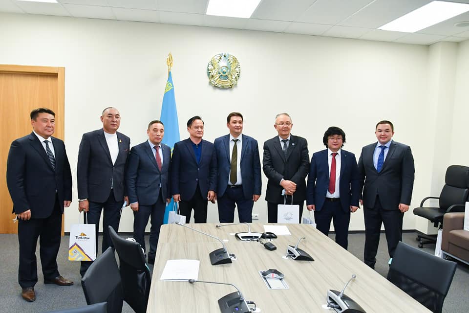 Túrkistanda zııaly qaýym ókilderi bas qosty