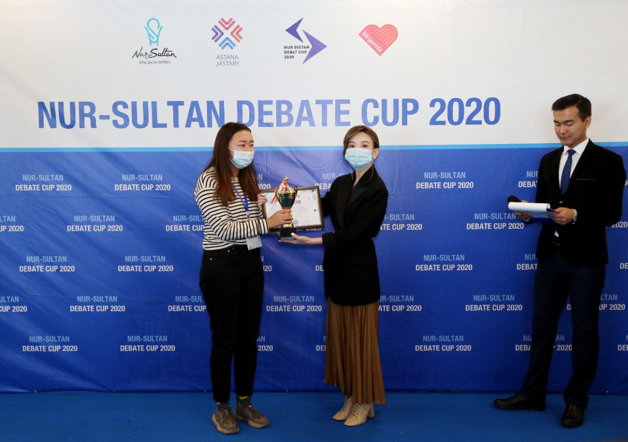 "Nur-Sultan debat cup 2020" pikirsaıys týrnıriniń jeńimpazdary anyqtaldy