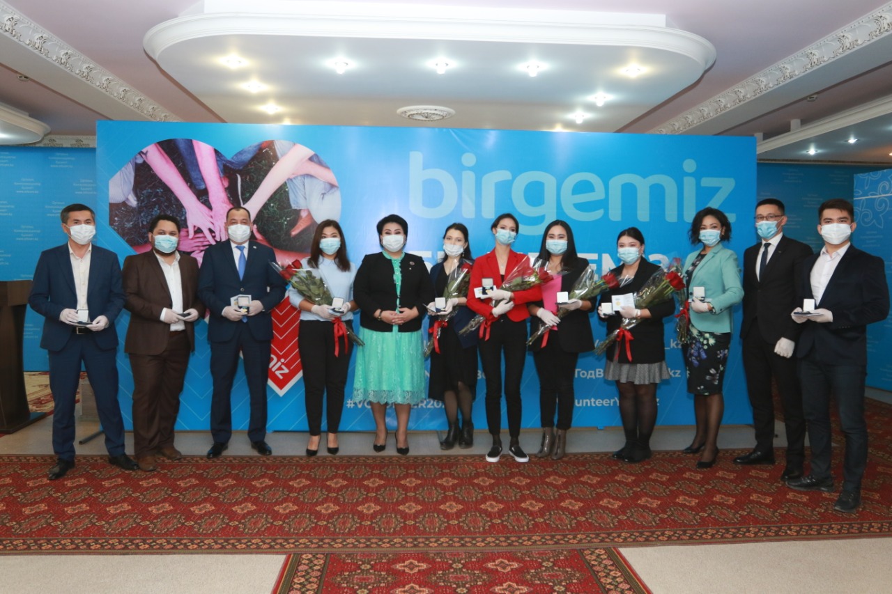 Atyraýda jýrnalısterge «Halyq alǵysy» medali tabystaldy