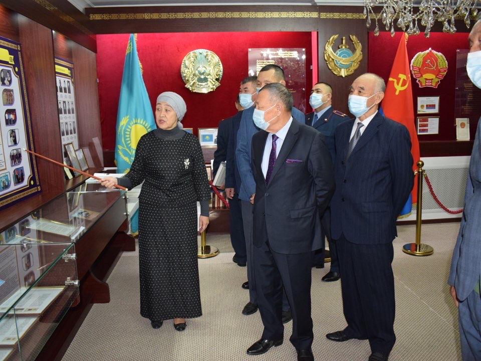 Ishki ister organdarynyń ardagerlerimen kezdesý ótti