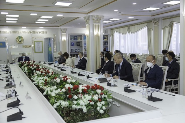 Qamqorshylar keńesiniń otyrysy ótti