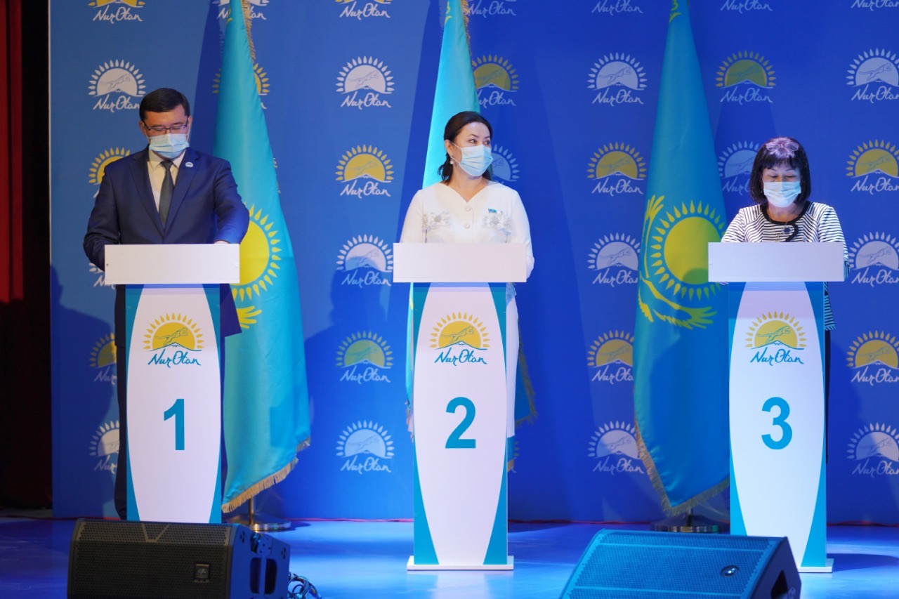 Túrkistan oblysynan Májiliske 7 úmitker usynyldy