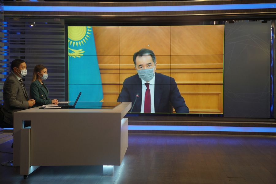 Almaty – «jasyl» jáne «sary» aımaqtar arasynda