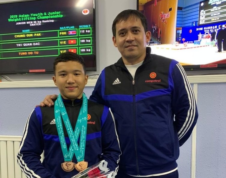 Aýyr atletıka el chempıonaty ótip jatyr