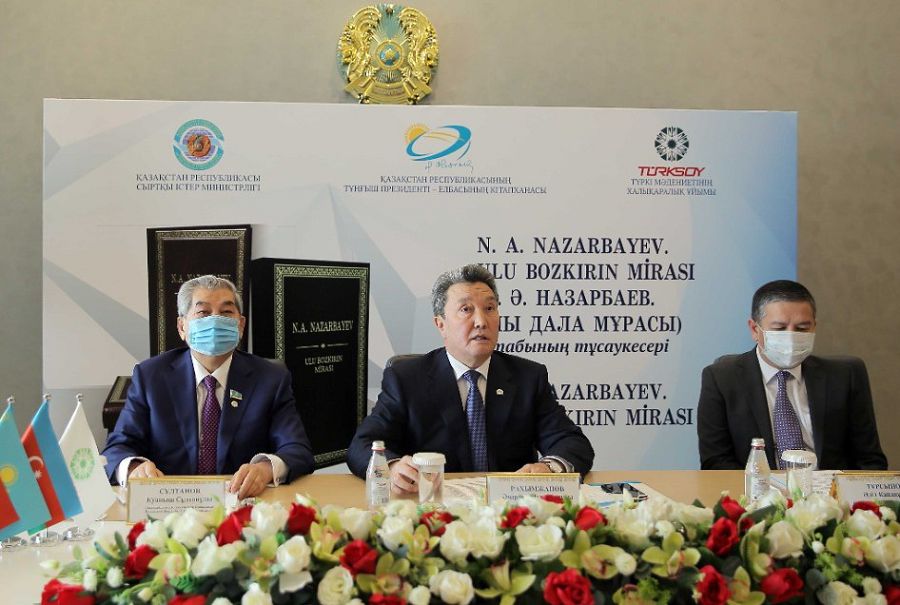 Elbasynyń týyndysy tanystyryldy