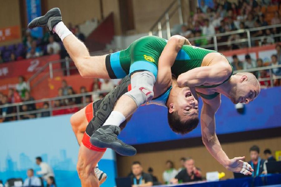 Sańlaqtardyń basyn qosqan saıys