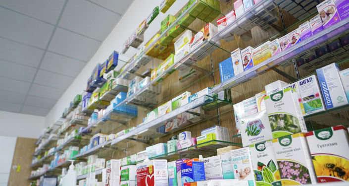 Medısınalyq mekemeler men dárihanalardy tekserdi