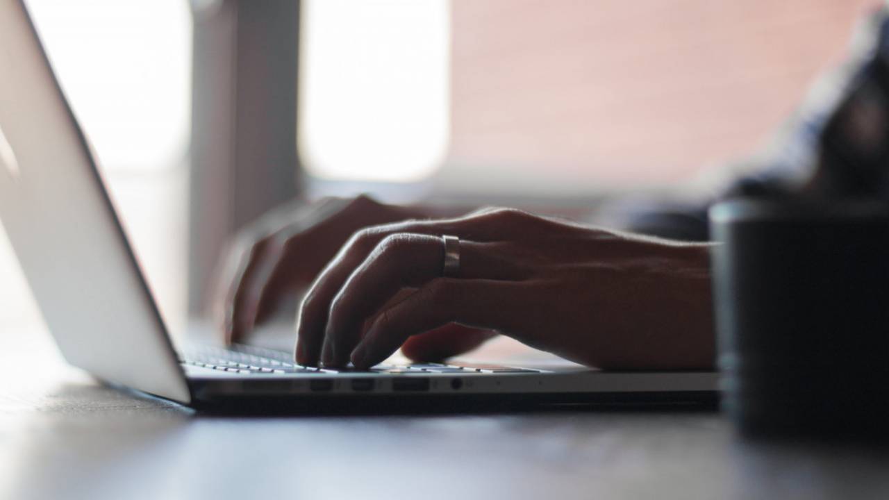 Derbes shotty kim qalaı baqylap otyr?