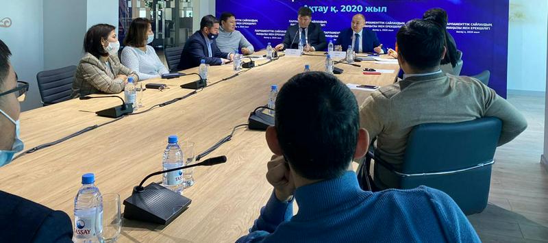 Parlamenttik saılaý máselesi talqylandy