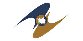 Prezıdent EAEO-daǵy zeınetaqymen qamsyzdandyrý týraly zańǵa qol qoıdy