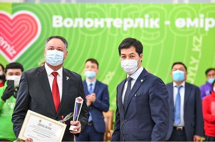 Jyl volonteri: "Meıirimdilik kópiri" jáne NIS-tiń úsh jeńisi