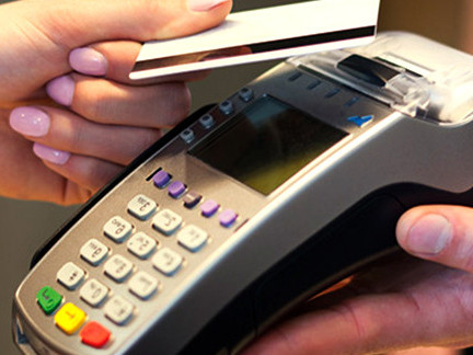 Qazaqstan jedel tólemder júıesine qashan kóshedi?