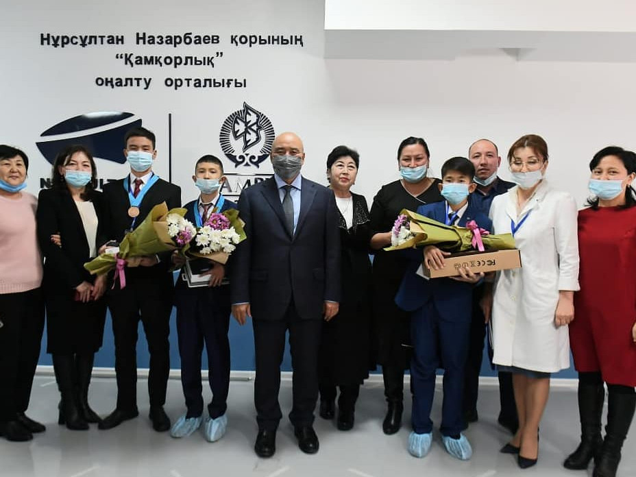 Elbasy qory túrkistandyq balalarǵa ortalyq tartý etti