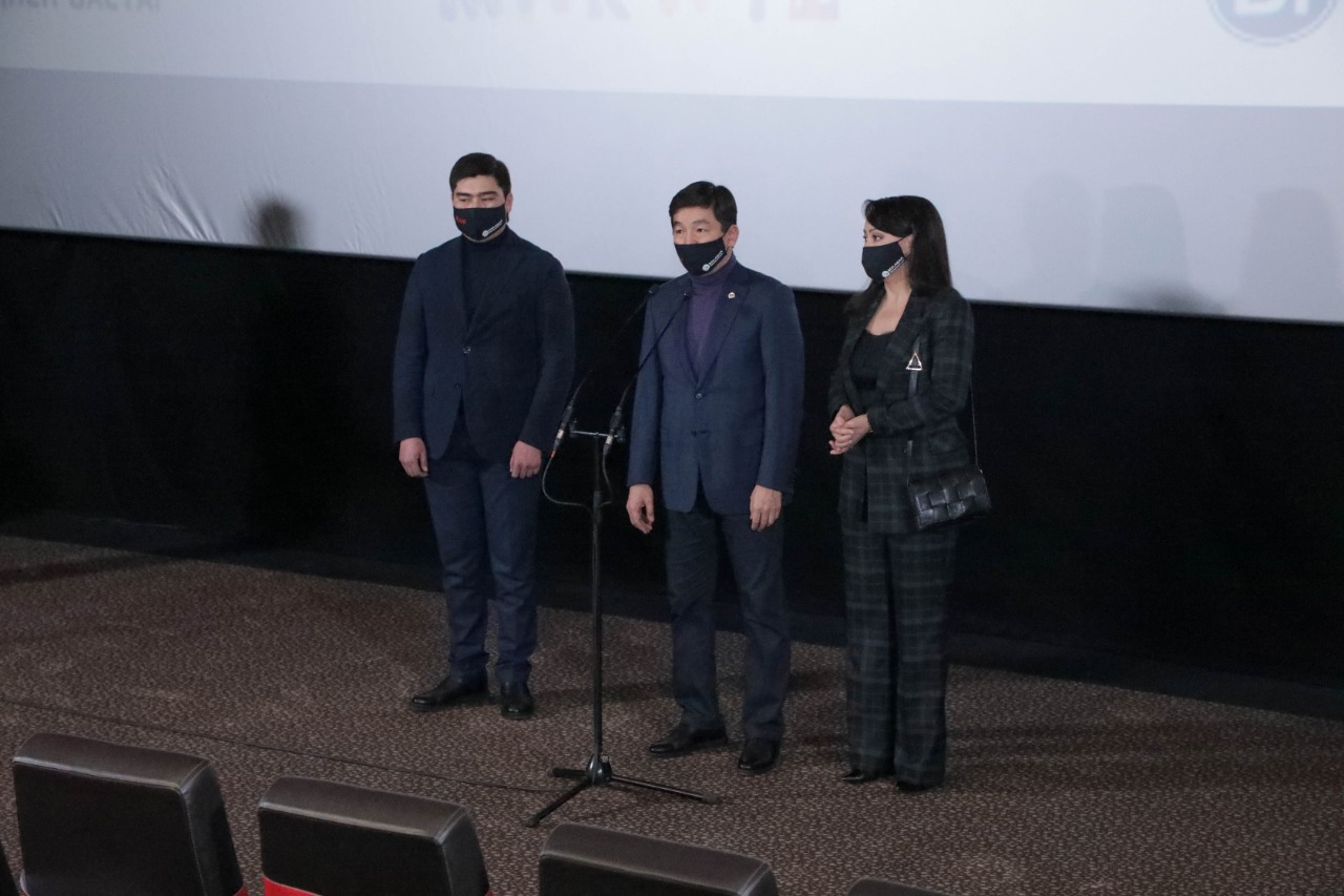 Bolashaqtyqtar qazaq tilin qoldaý úshin júıeli jumys isteýde – Baýyrjan Baıbek